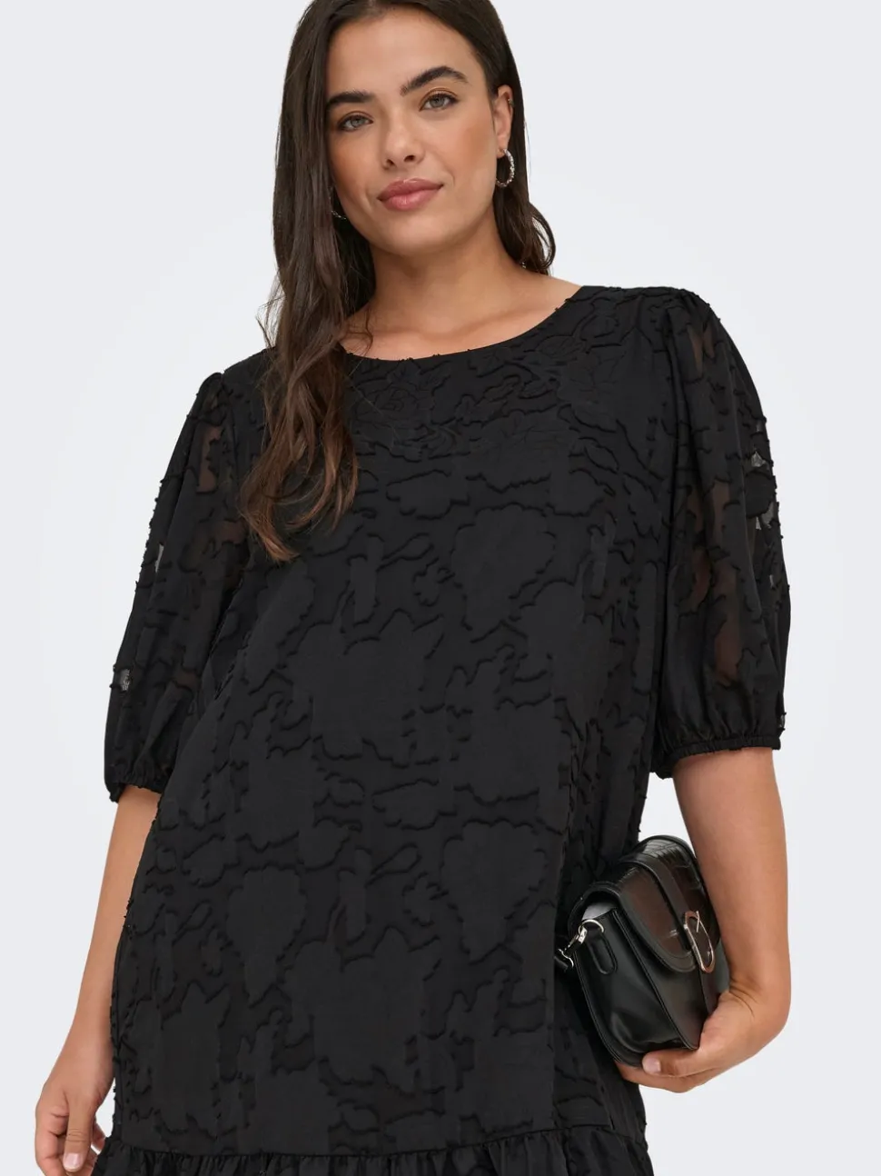 CARADELIA Robe courte