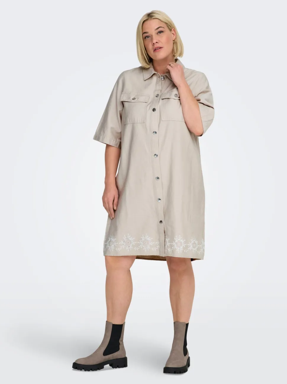 CARBELLE-KASSIA Robe courte