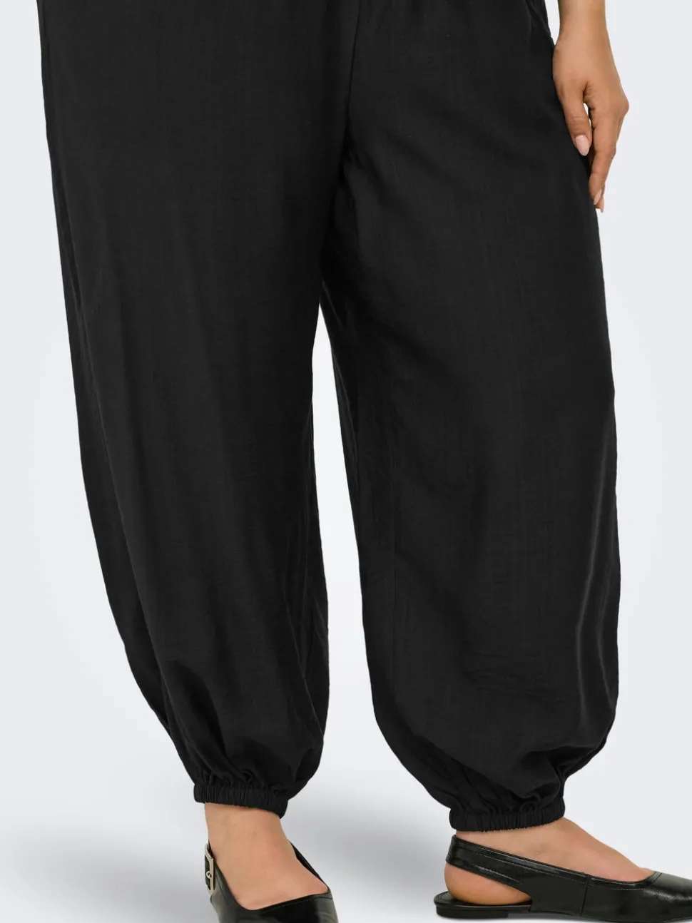 CARCAMILLE Balloon Fit Pantalon classique