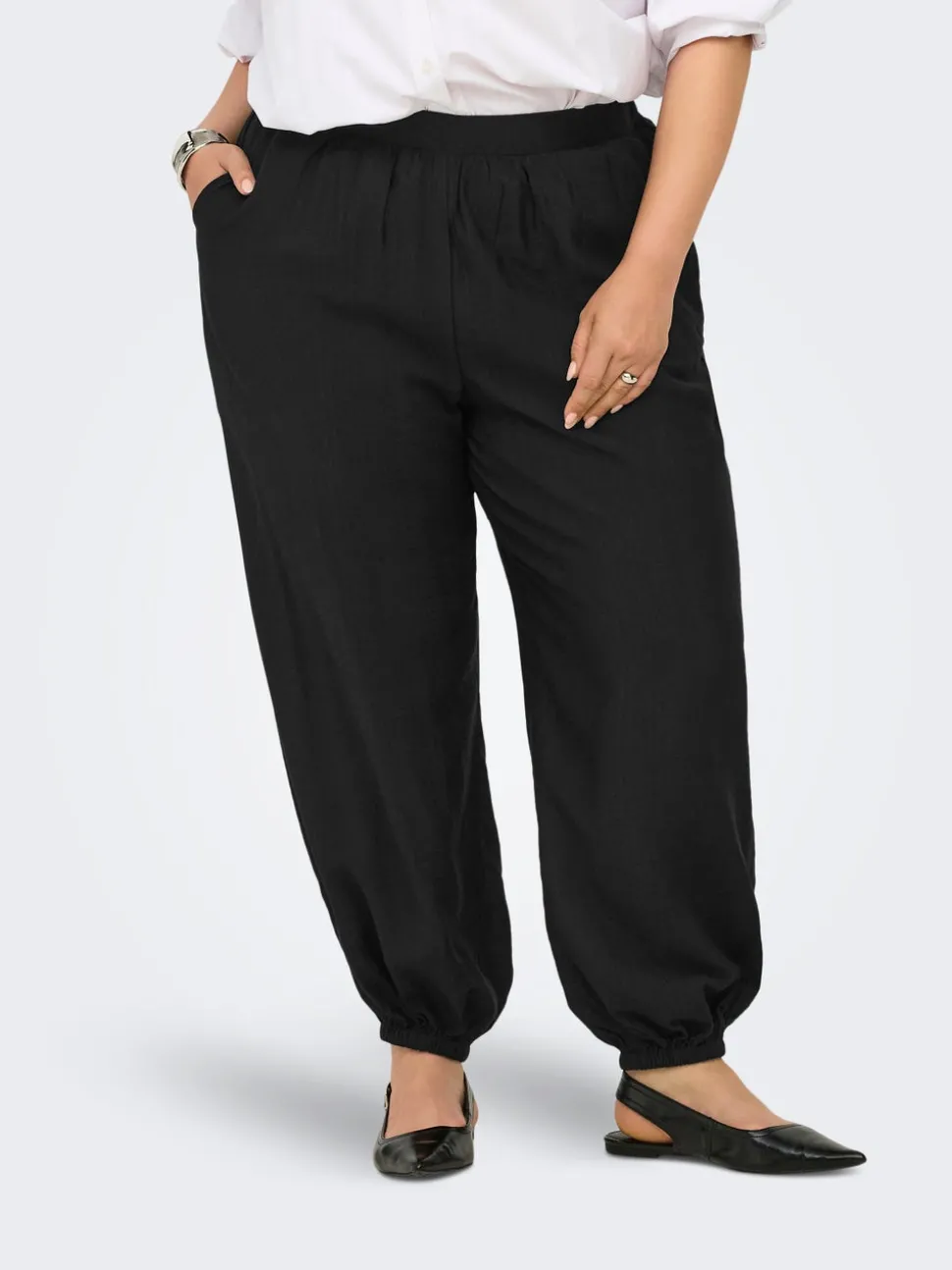 CARCAMILLE Balloon Fit Pantalon classique