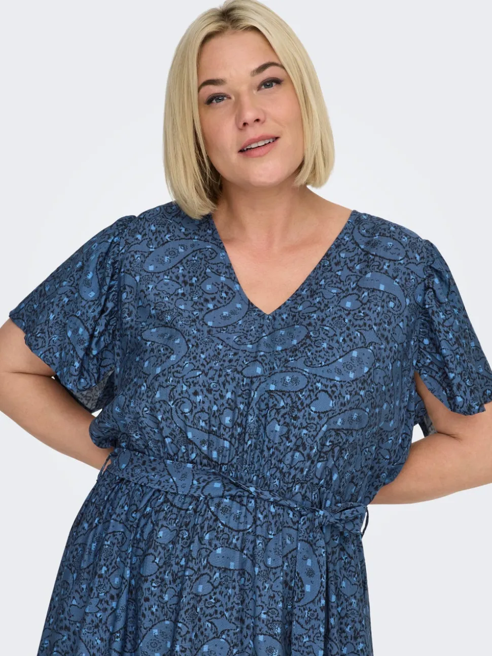 CARCARRIE Robe courte