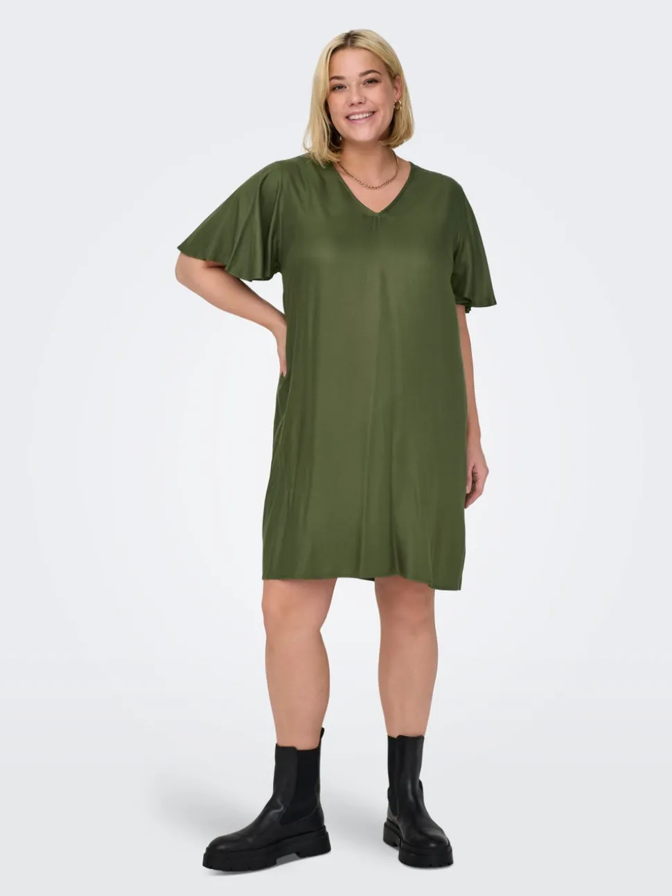 CARCHANTAL Robe courte