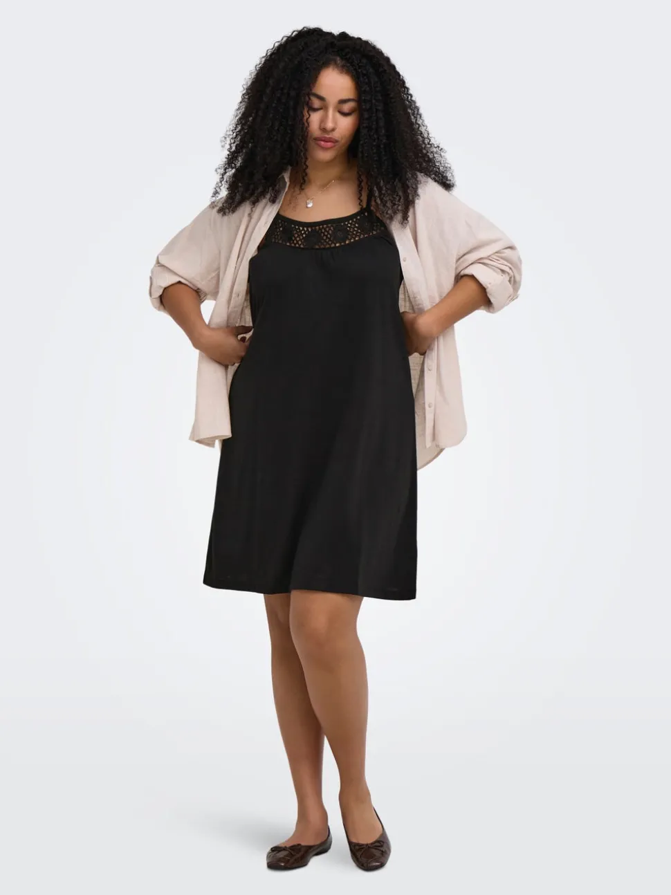 CARCORAL Robe courte