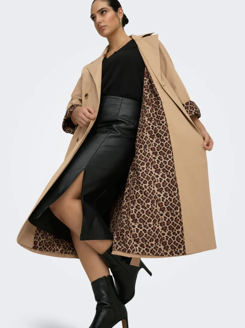 CARDORIANA Trench coat