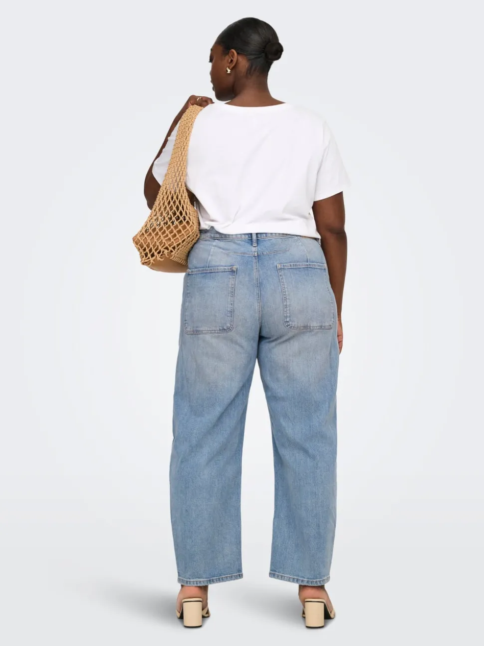 CARFRANKIE Taille haute Coupe barrel Longueur cheville Jeans
