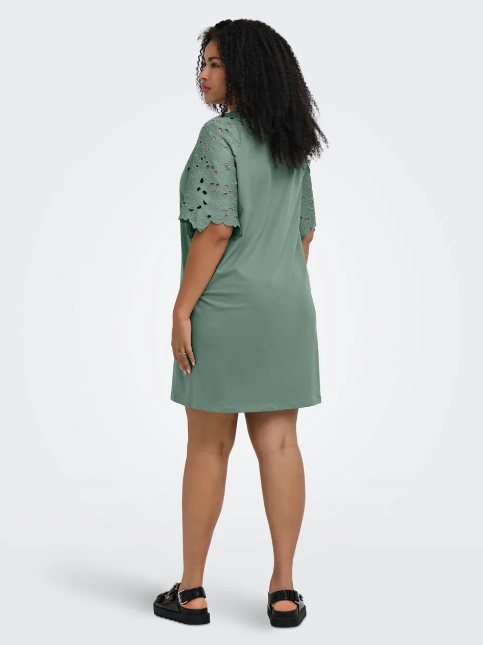 CARGLORIA Robe courte