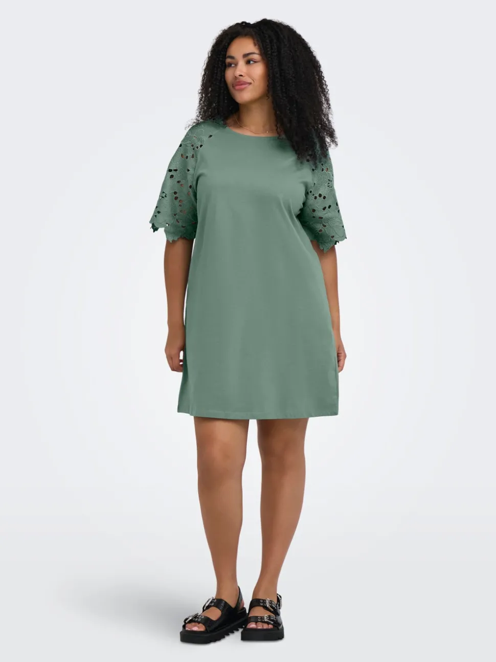 CARGLORIA Robe courte