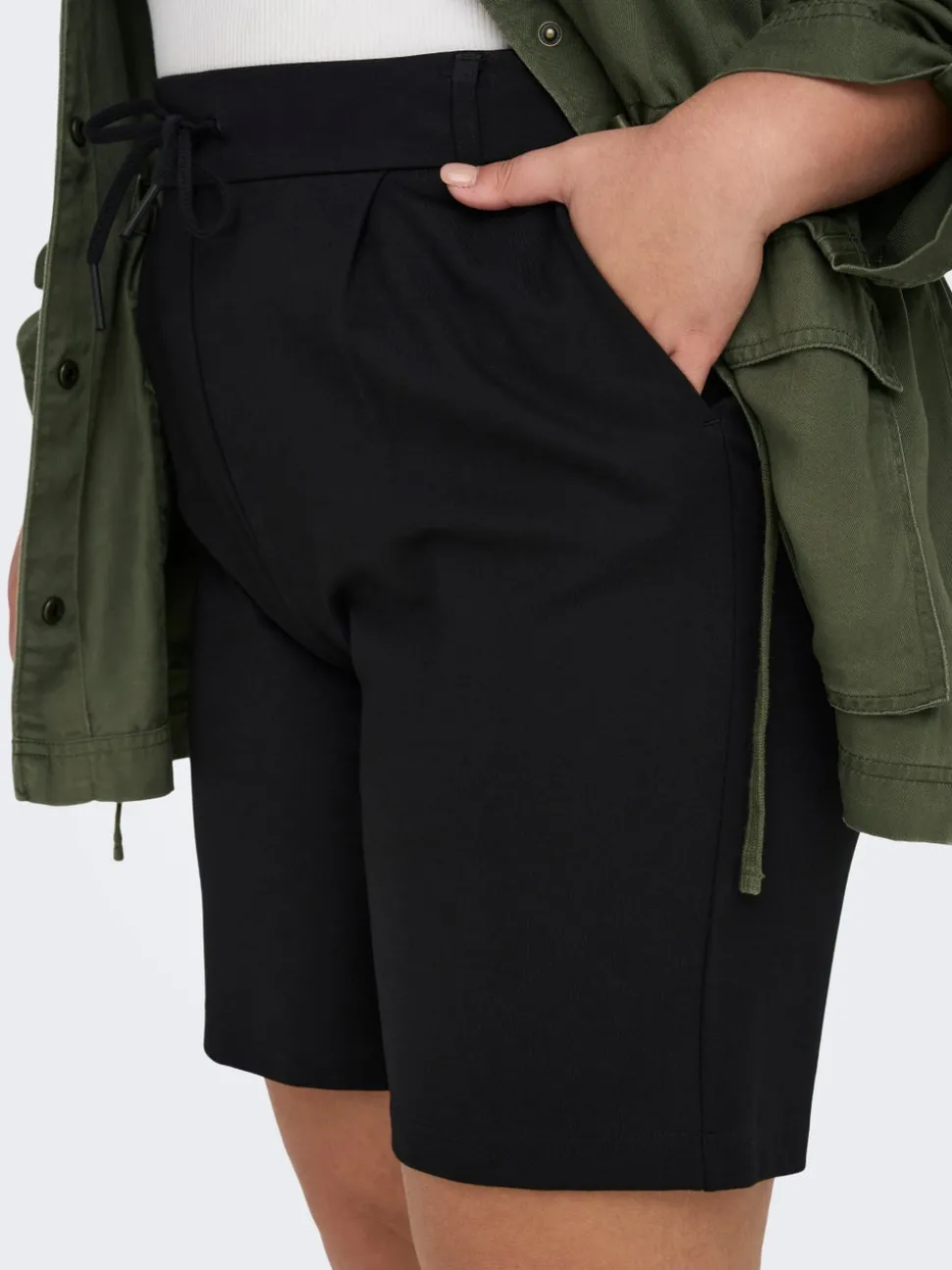 CARGOLDTRASH Regular Fit Short