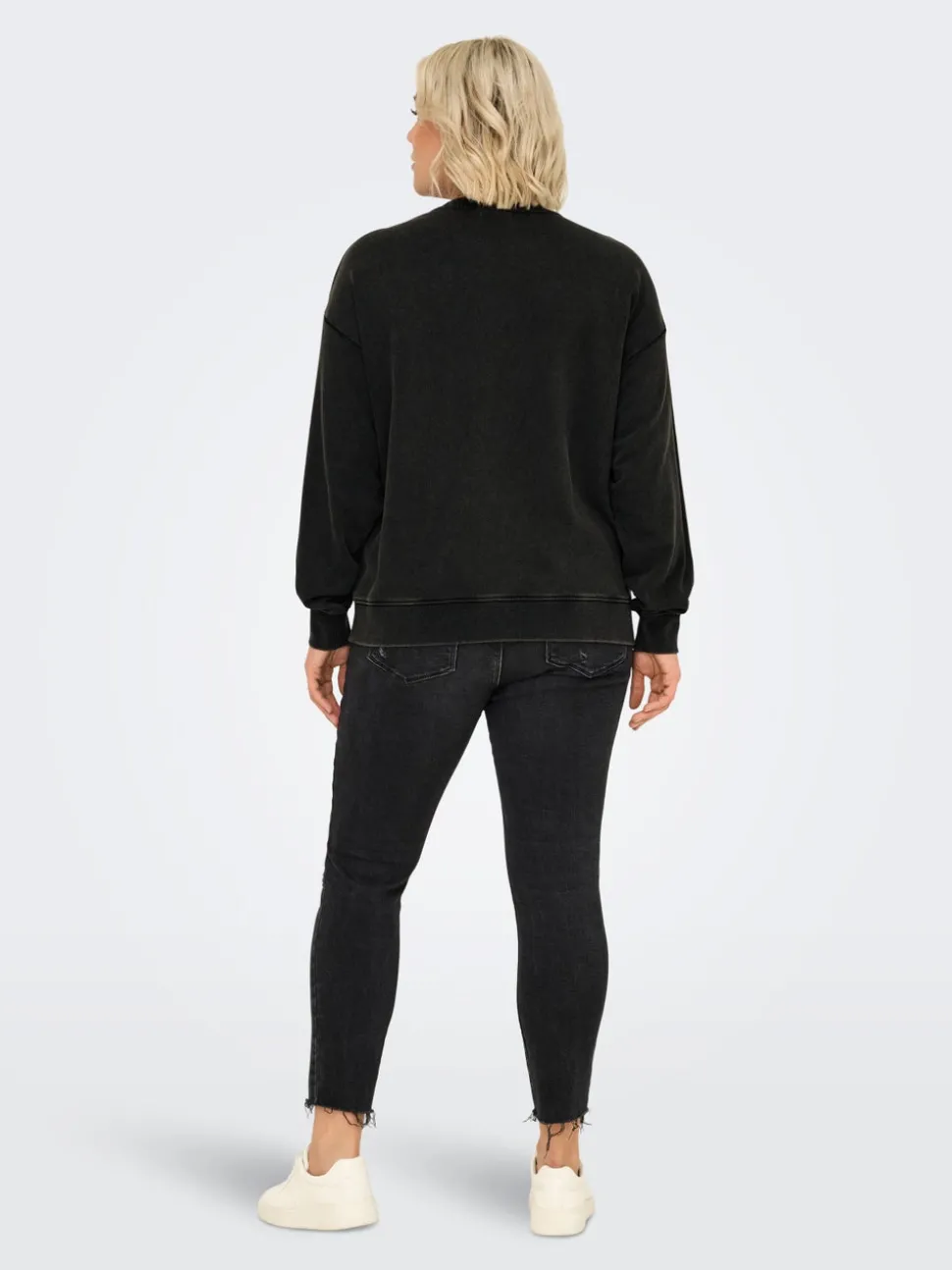 CARINDA Sweat-shirts
