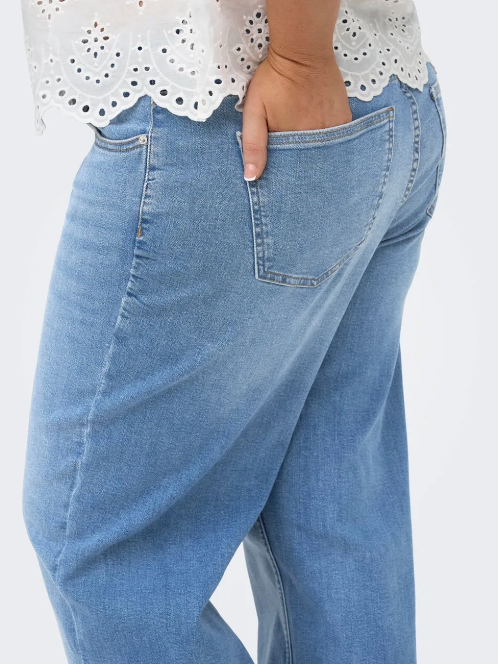 CARJULLES Taille basse Wide Leg Fit Jeans