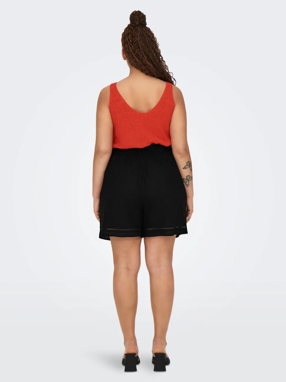 CARJUPITER Taille moyenne Loose Fit Short