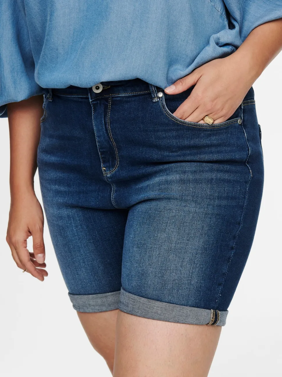 CARLAOLA Taille haute Skinny Fit Short en denim
