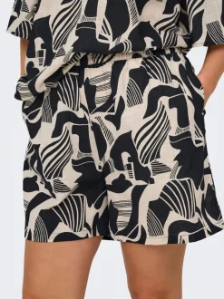CARMALUSI Regular Fit Short