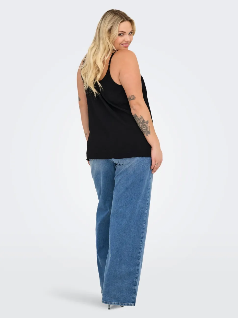 CARMETTA Top