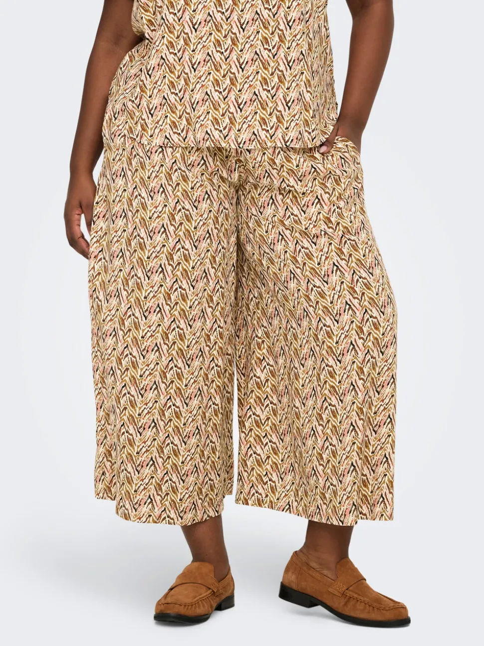 CARNOVA Loose Fit - Cropped Pantalon