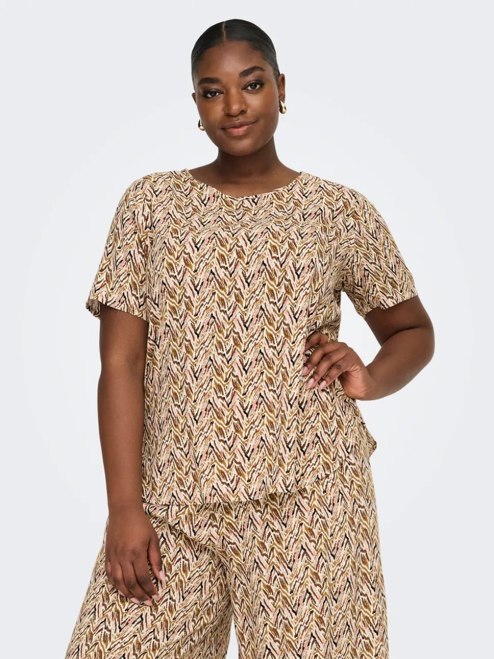 CARNOVA Top