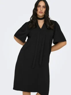 CARPLANA Robe courte