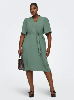 CARPLANA Robe courte