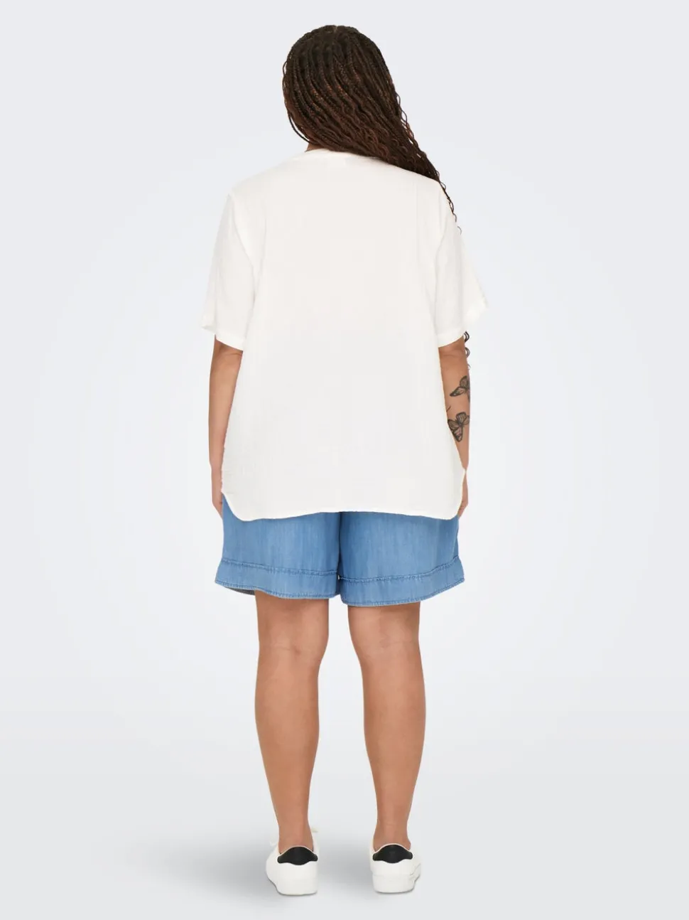 CARTHYRA Top