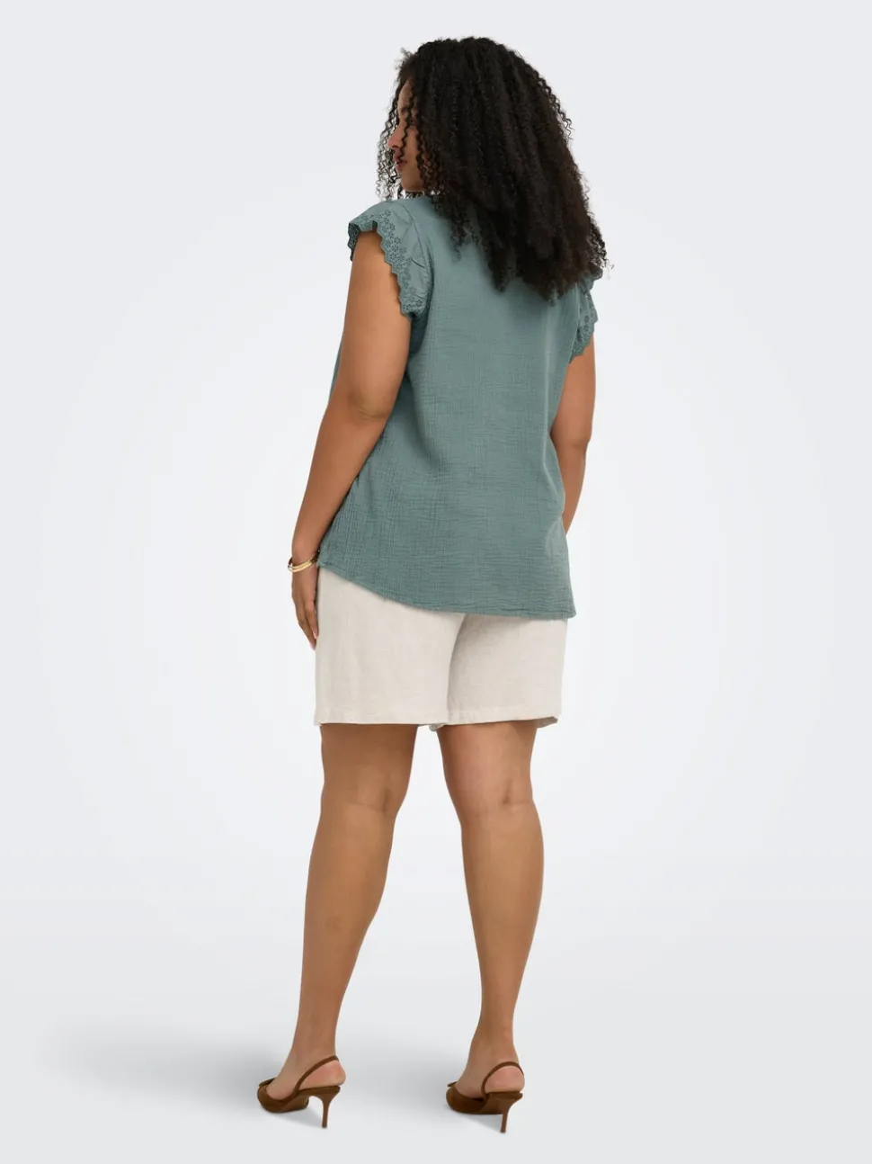CARTHYRA Top