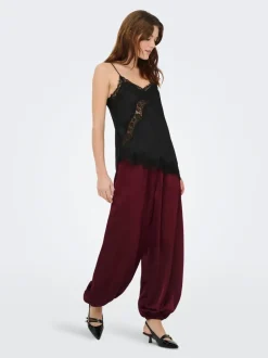 JDYCASSY Balloon Fit Pantalon à jambe large