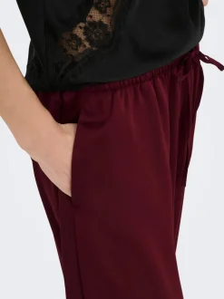 JDYCASSY Balloon Fit Pantalon à jambe large