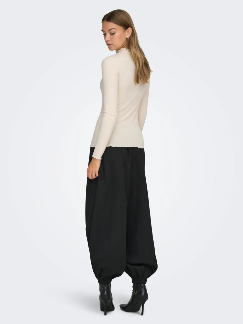 JDYFRANSISKA Top