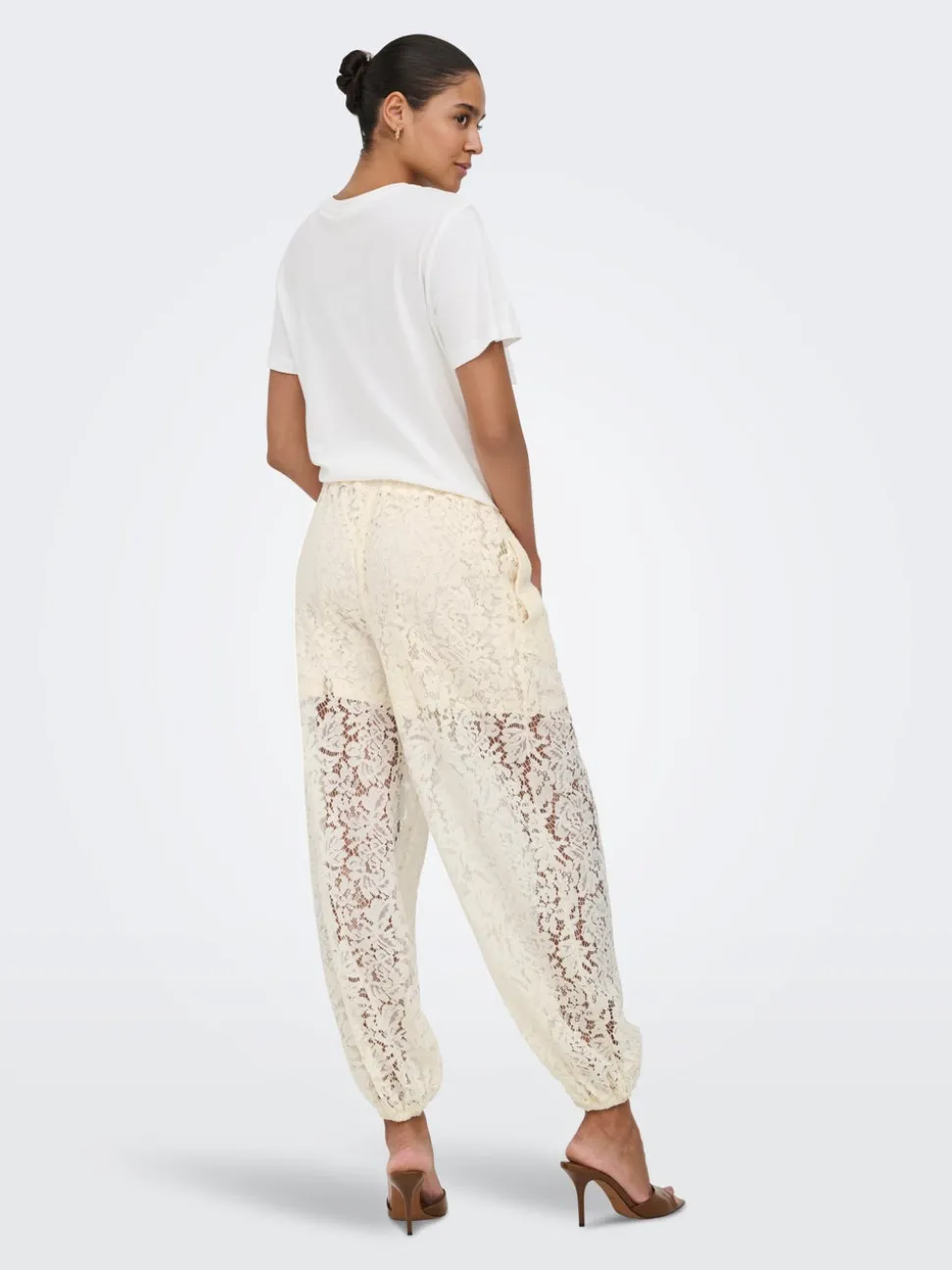 JDYJULIA Balloon Fit Pantalon en dentelle
