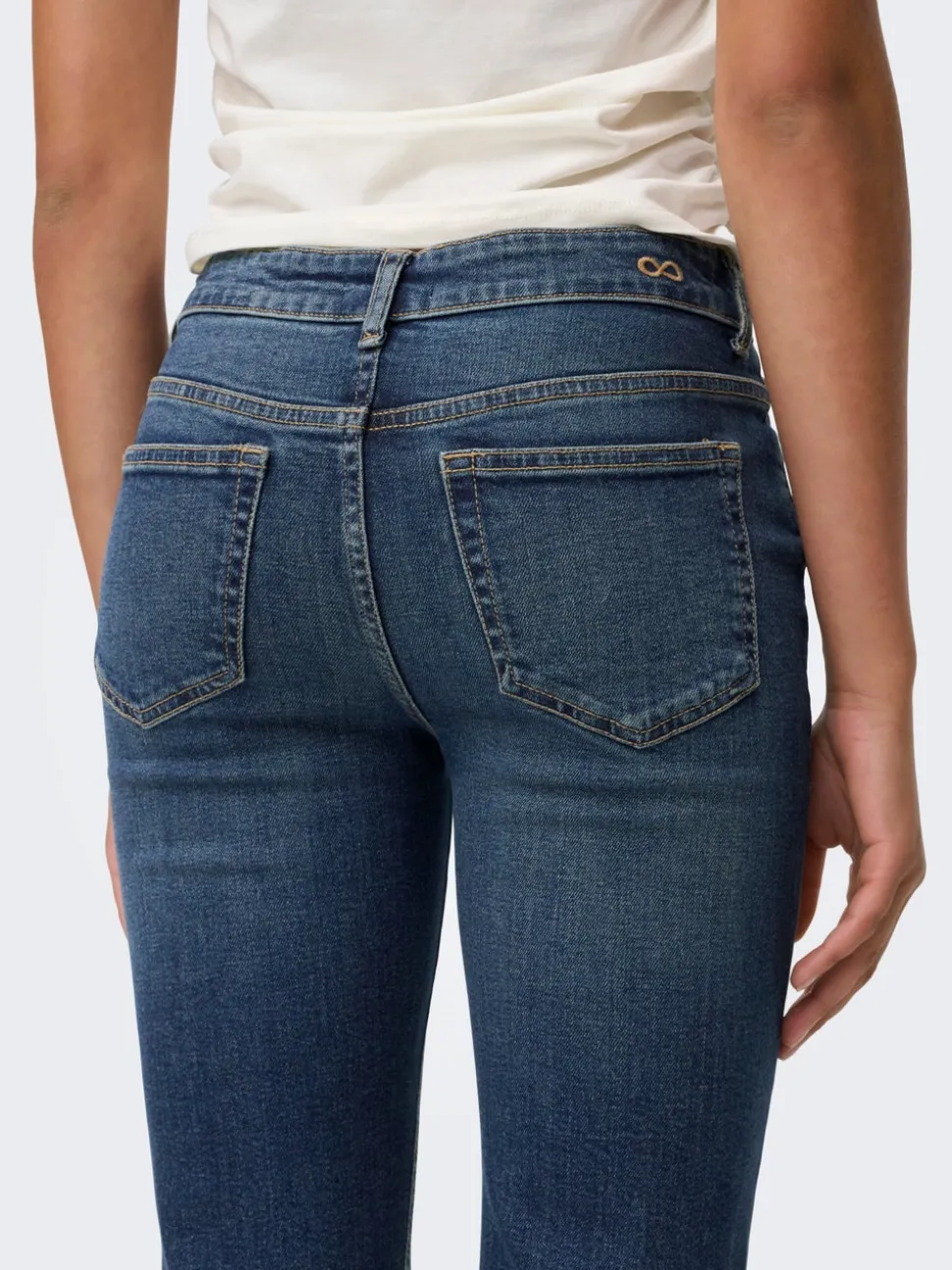 JDYKATHY Taille haute Flared Fit Jeans