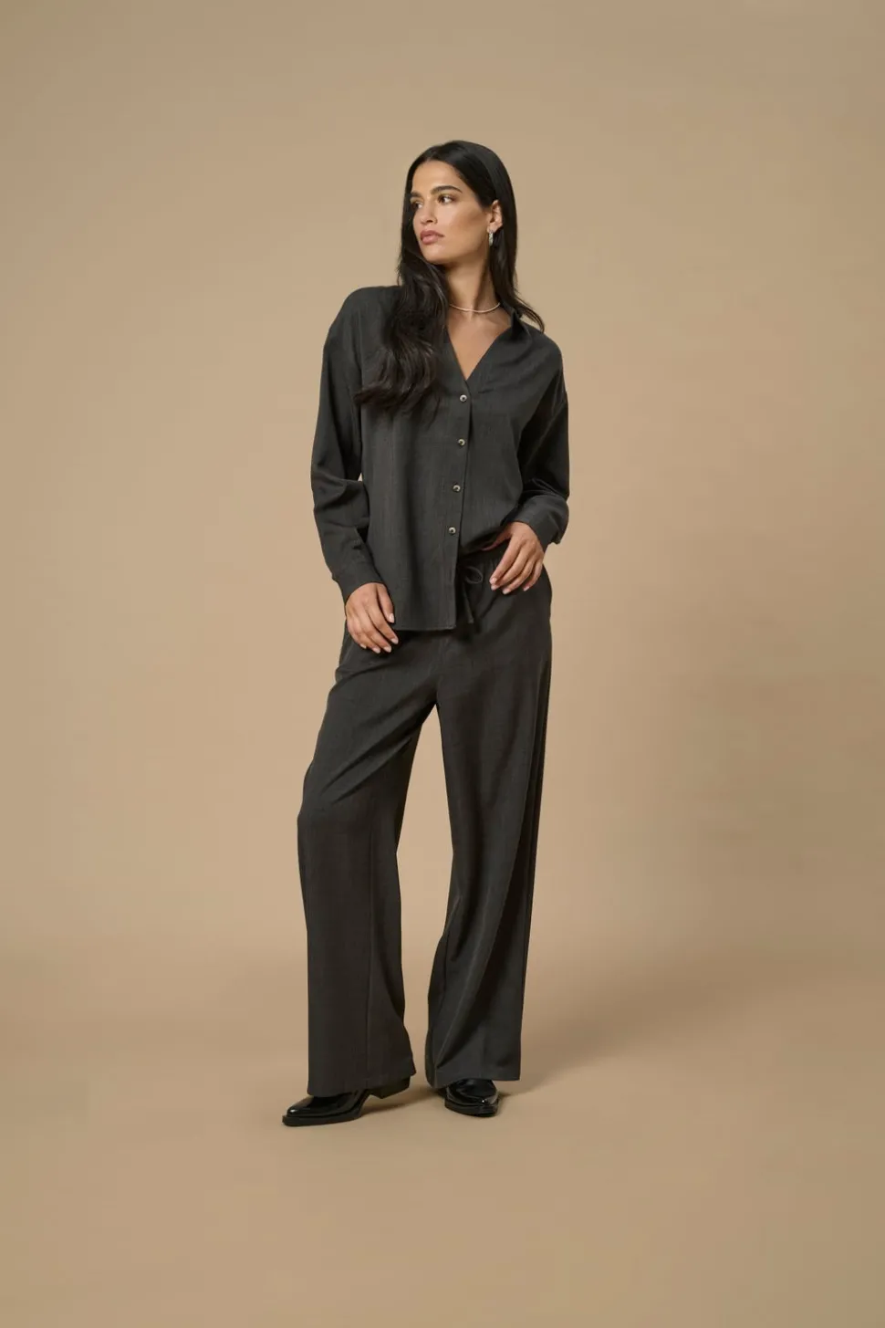 JDYNINA Wide Leg Fit Pantalon à jambe large