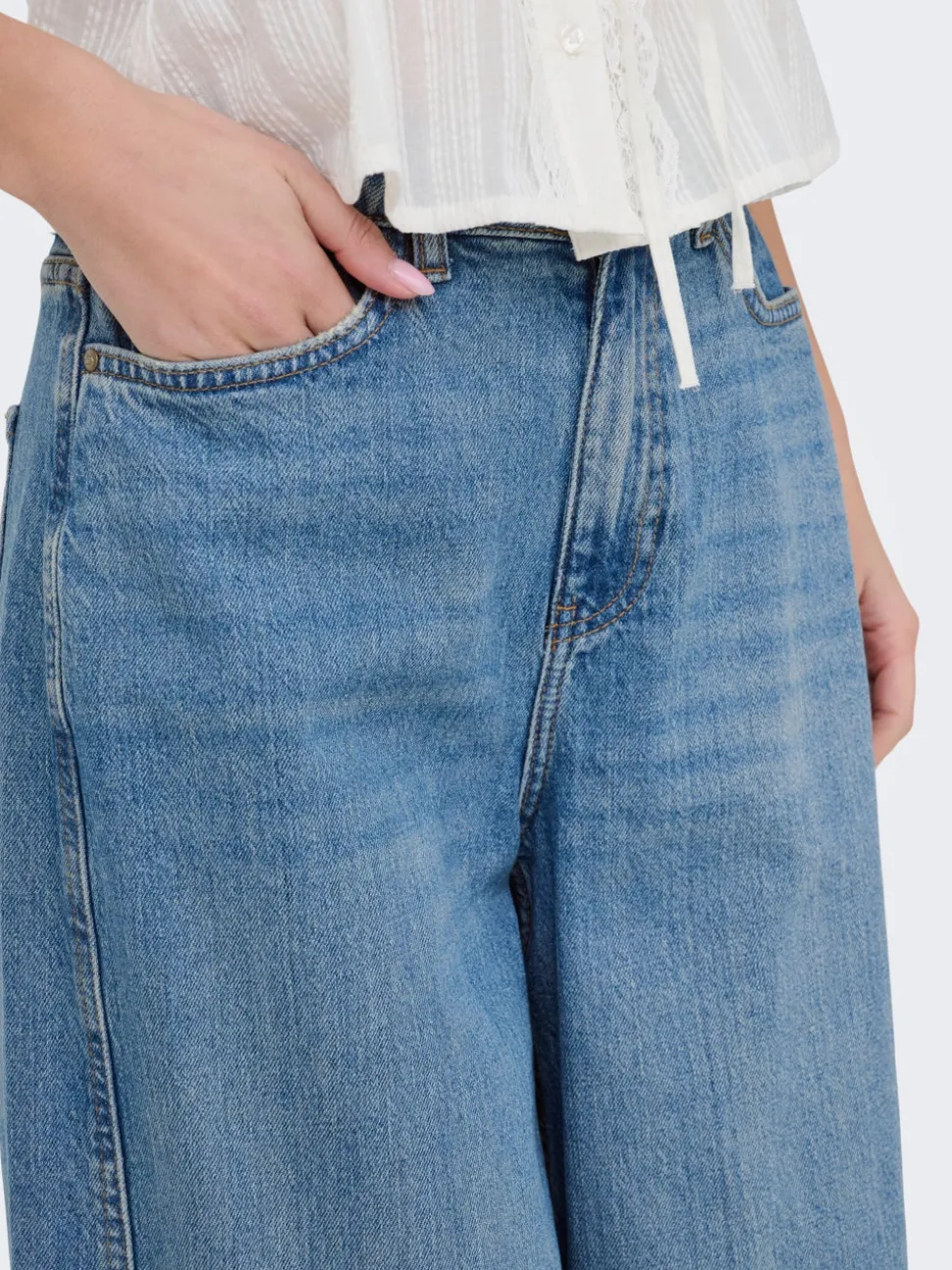 JDYSUSIE Taille moyenne Coupe barrel Jeans