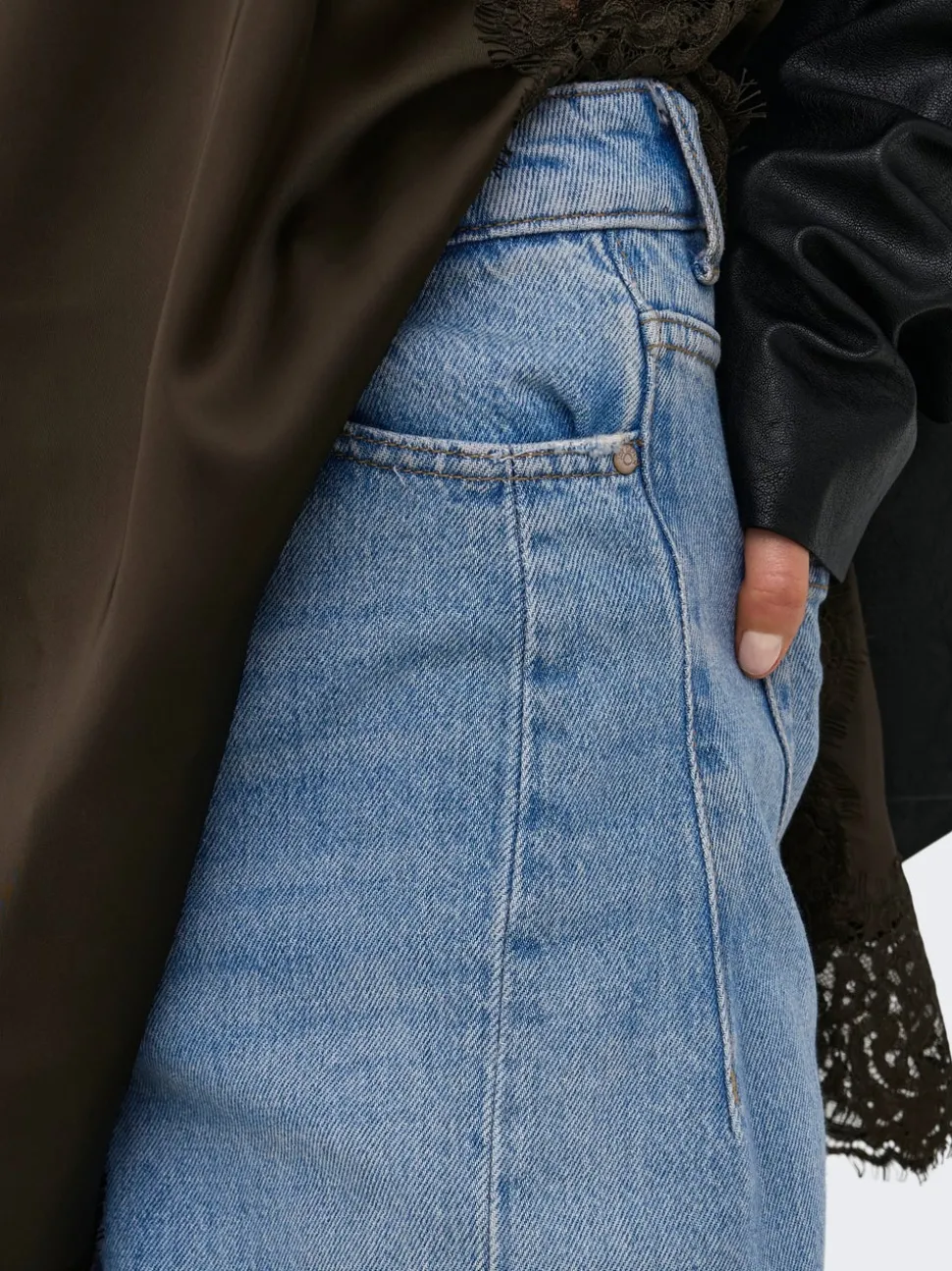 JDYSUSIE Taille moyenne Coupe barrel Jeans