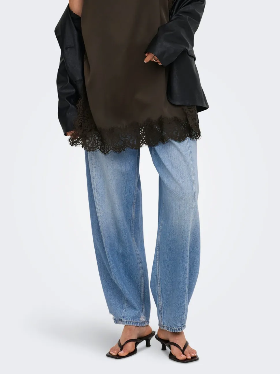 JDYSUSIE Taille moyenne Coupe barrel Jeans