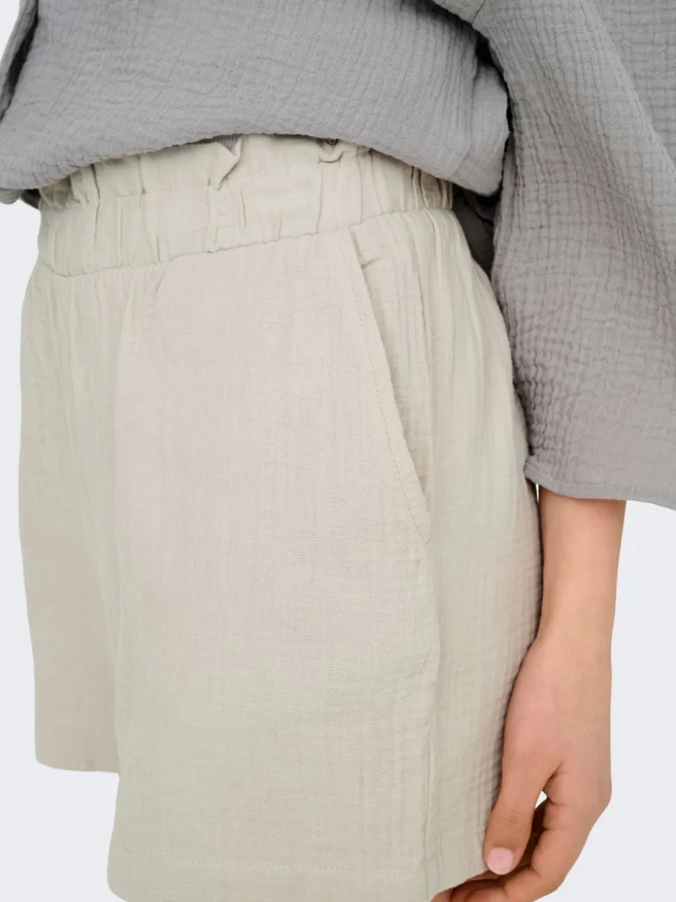 JDYTHEIS Taille moyenne Regular Fit Short paperbag