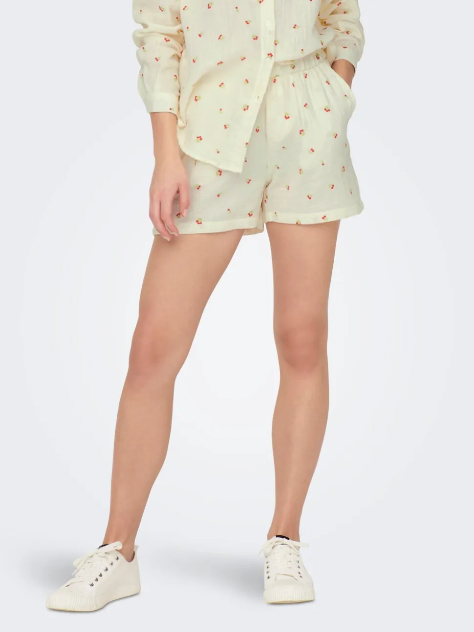 JDYTHEIS Taille moyenne Regular Fit Short paperbag