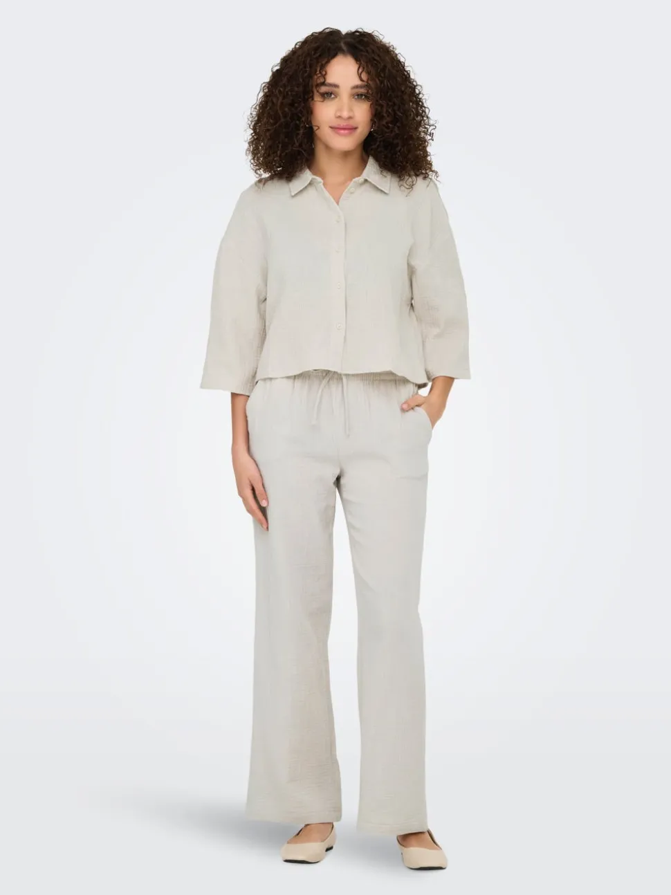 JDYTHEIS Wide Leg Fit Pantalon à jambe large