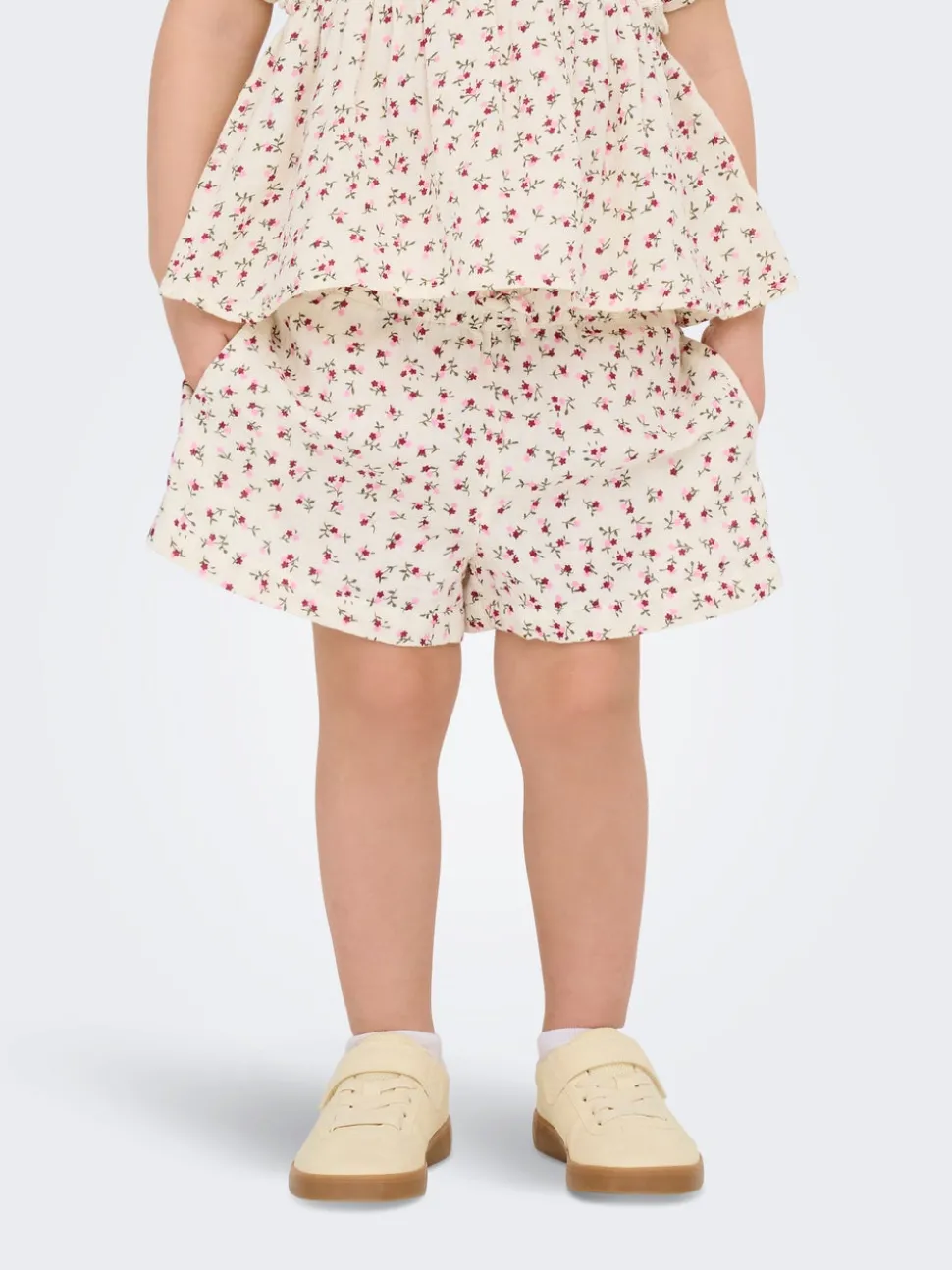 KMGTHYRA Taille moyenne Regular Fit Short