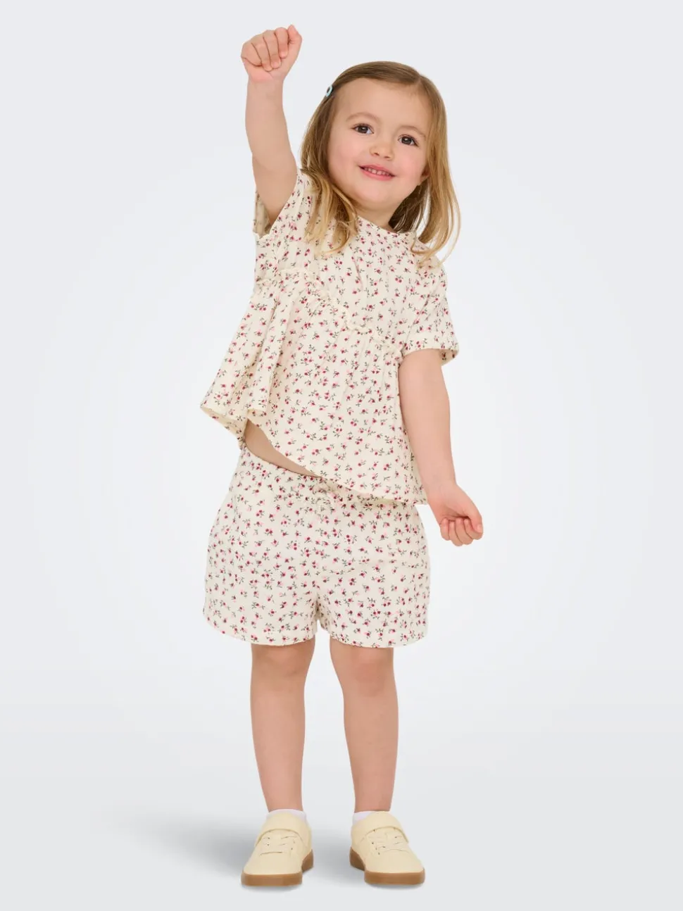 KMGTHYRA Taille moyenne Regular Fit Short