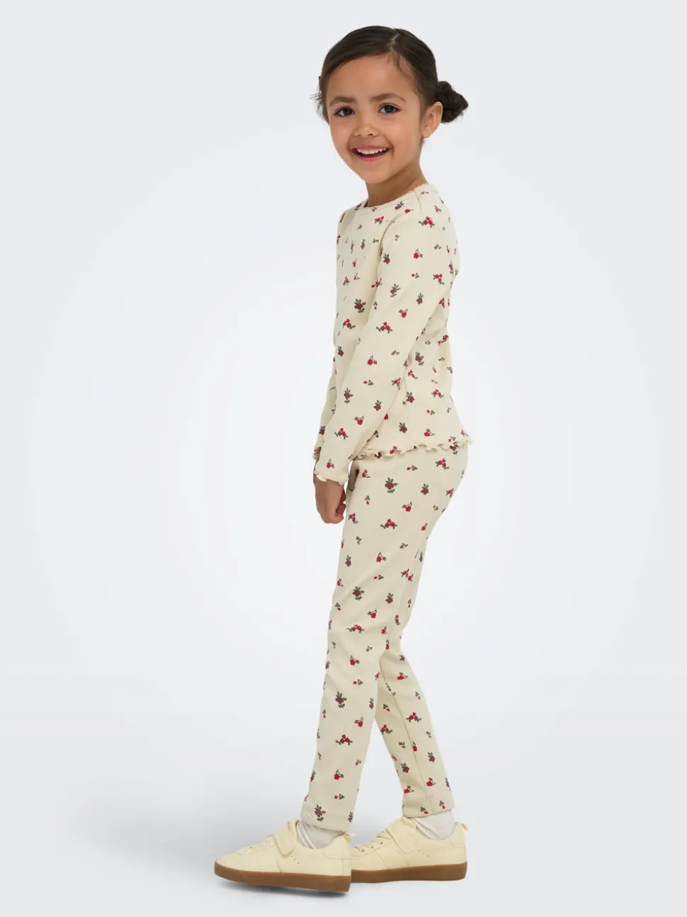 KMGTRINNY Top