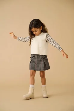 KMGTRINNY Top