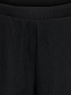 KOGNELLA Loose Fit Short