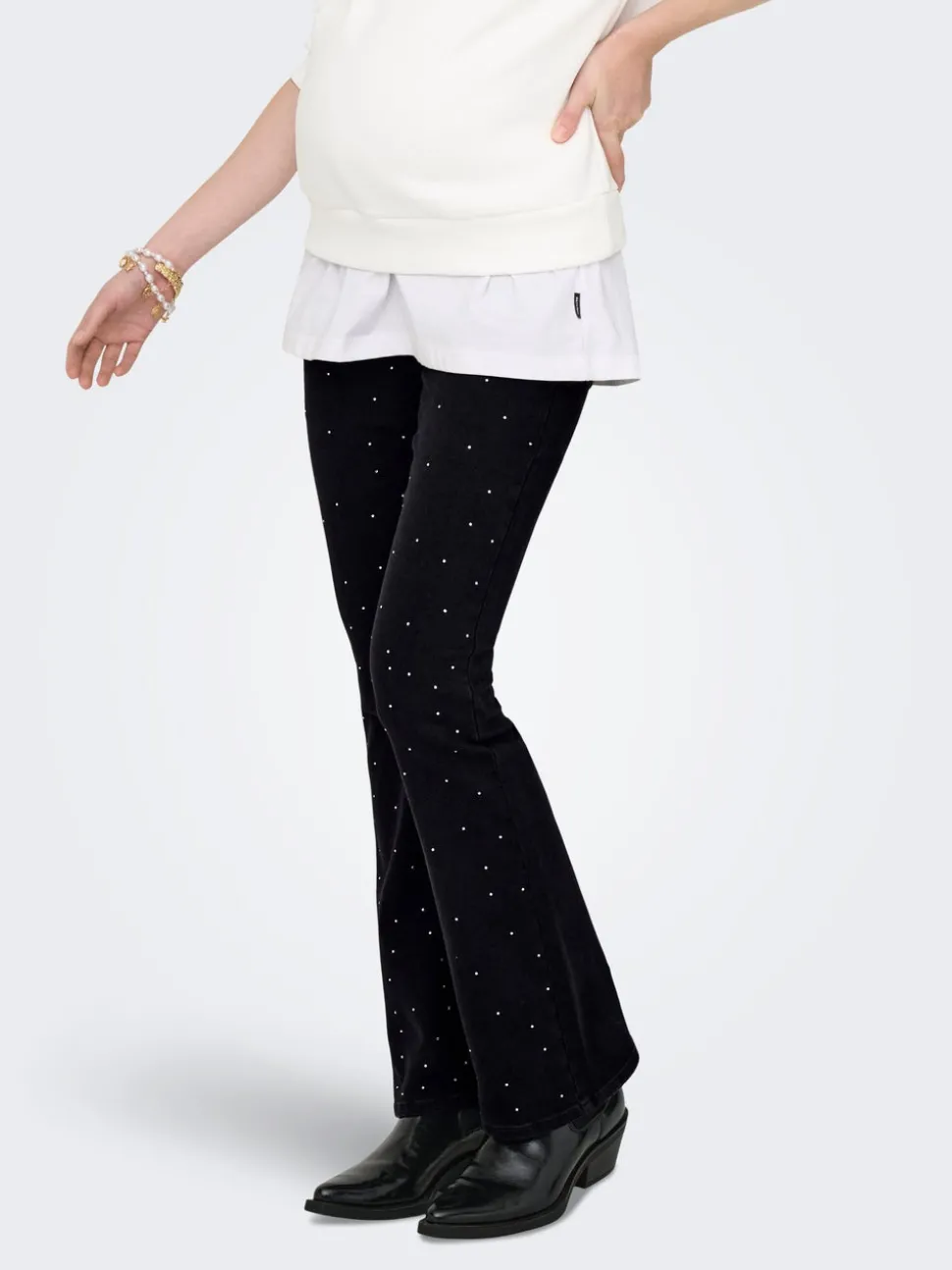 OLMBLUSH Flared Fit Jeans