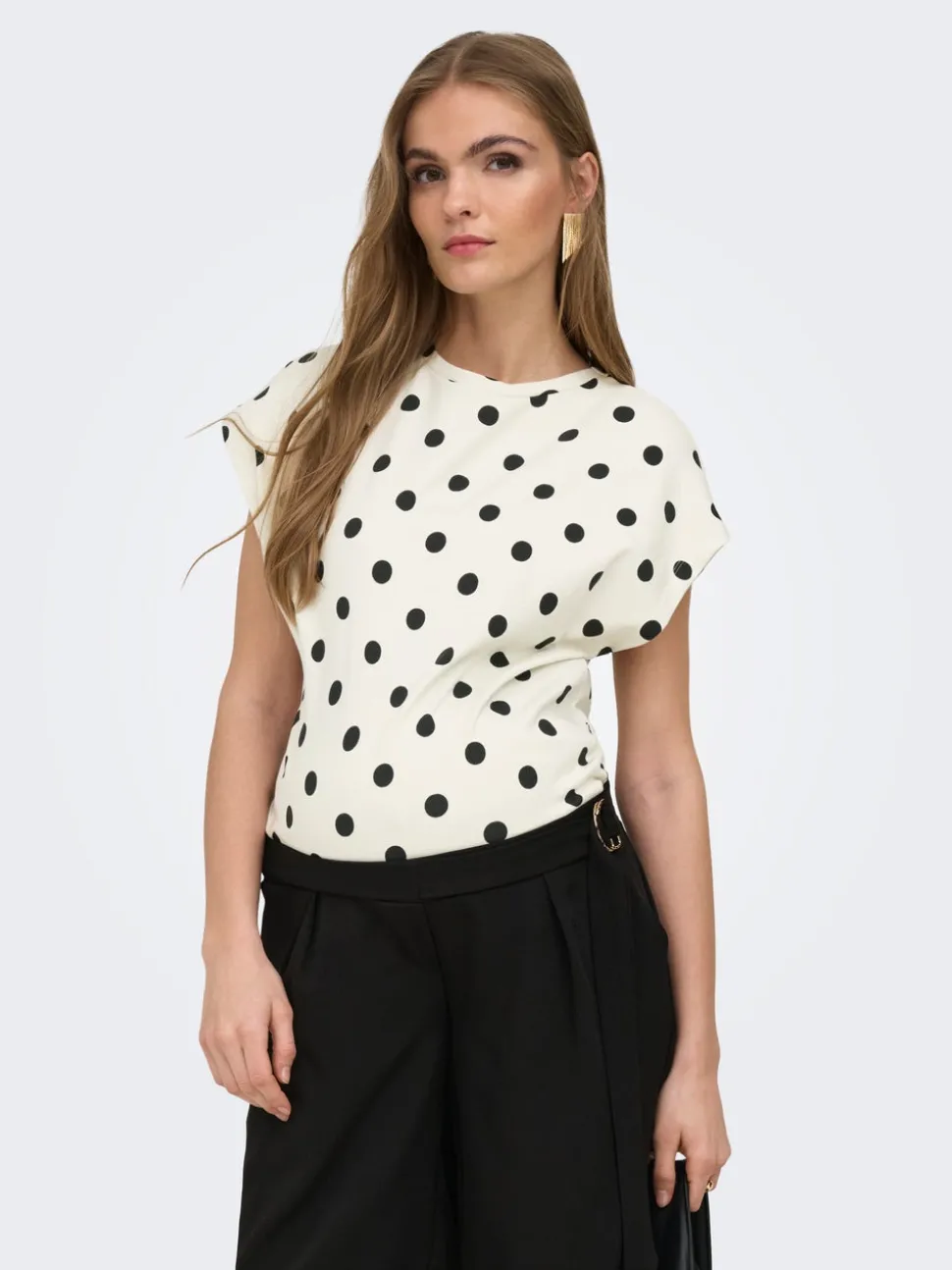 OLMLIA Top