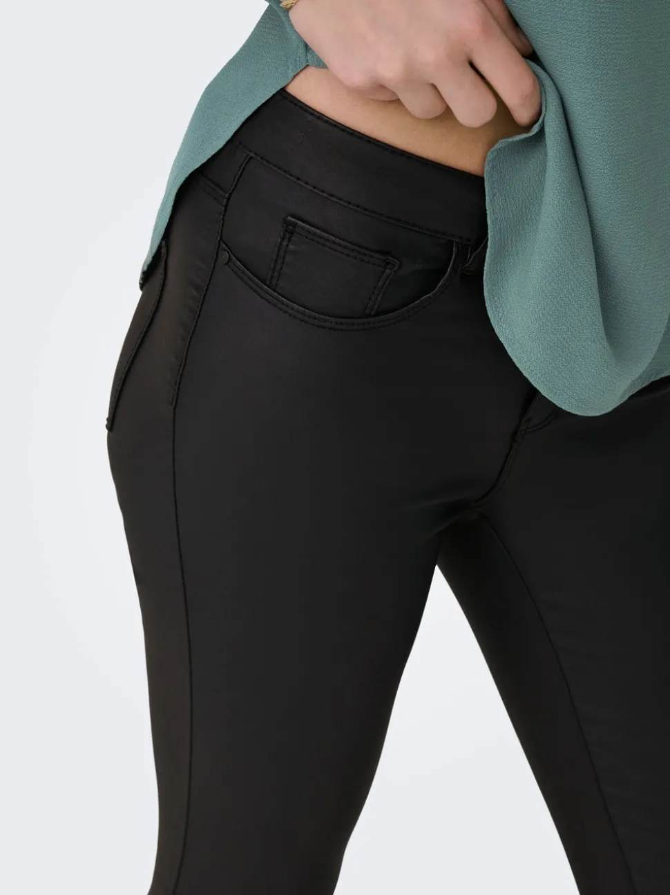 ONLANNE Skinny Fit Pantalon en cuir synthétique