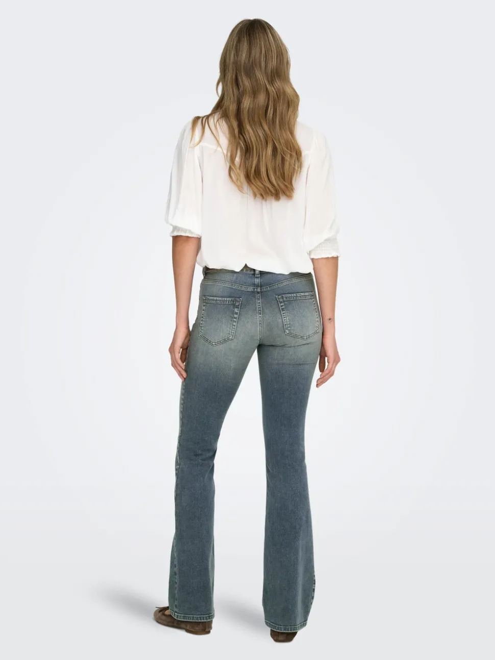 ONLBLUSH Taille moyenne Flared Fit Jeans