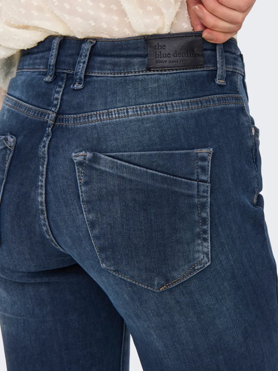 ONLBLUSH Taille moyenne Flared Fit Jeans