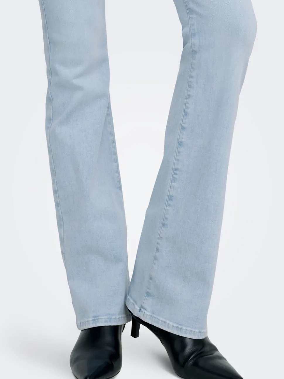 ONLBLUSH Taille moyenne Flared Fit Jeans