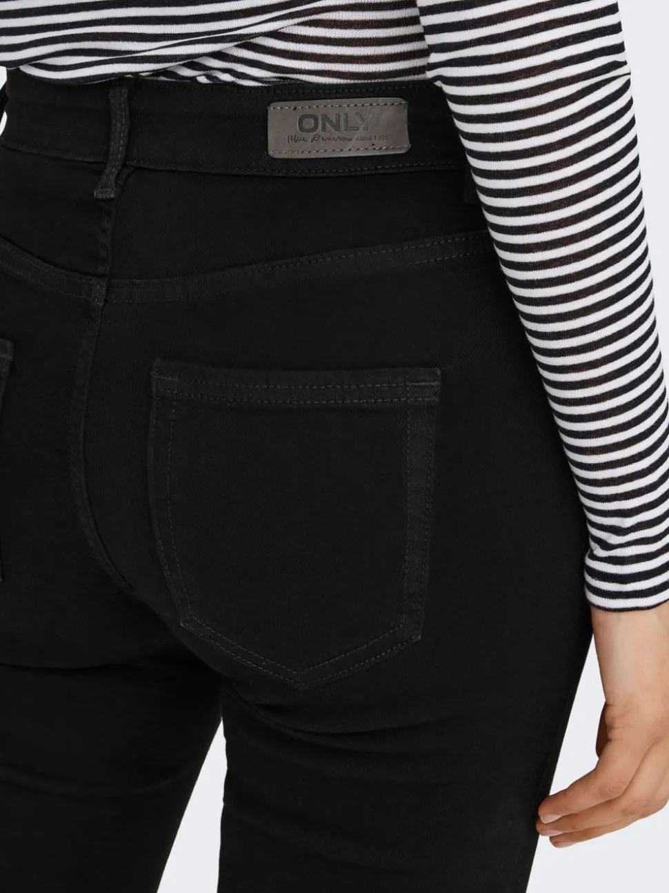 ONLBLUSH Taille moyenne Flared Fit Jeans