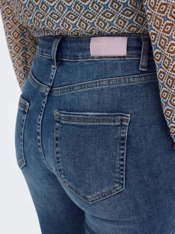 ONLBLUSH Taille moyenne Flared Fit Jeans