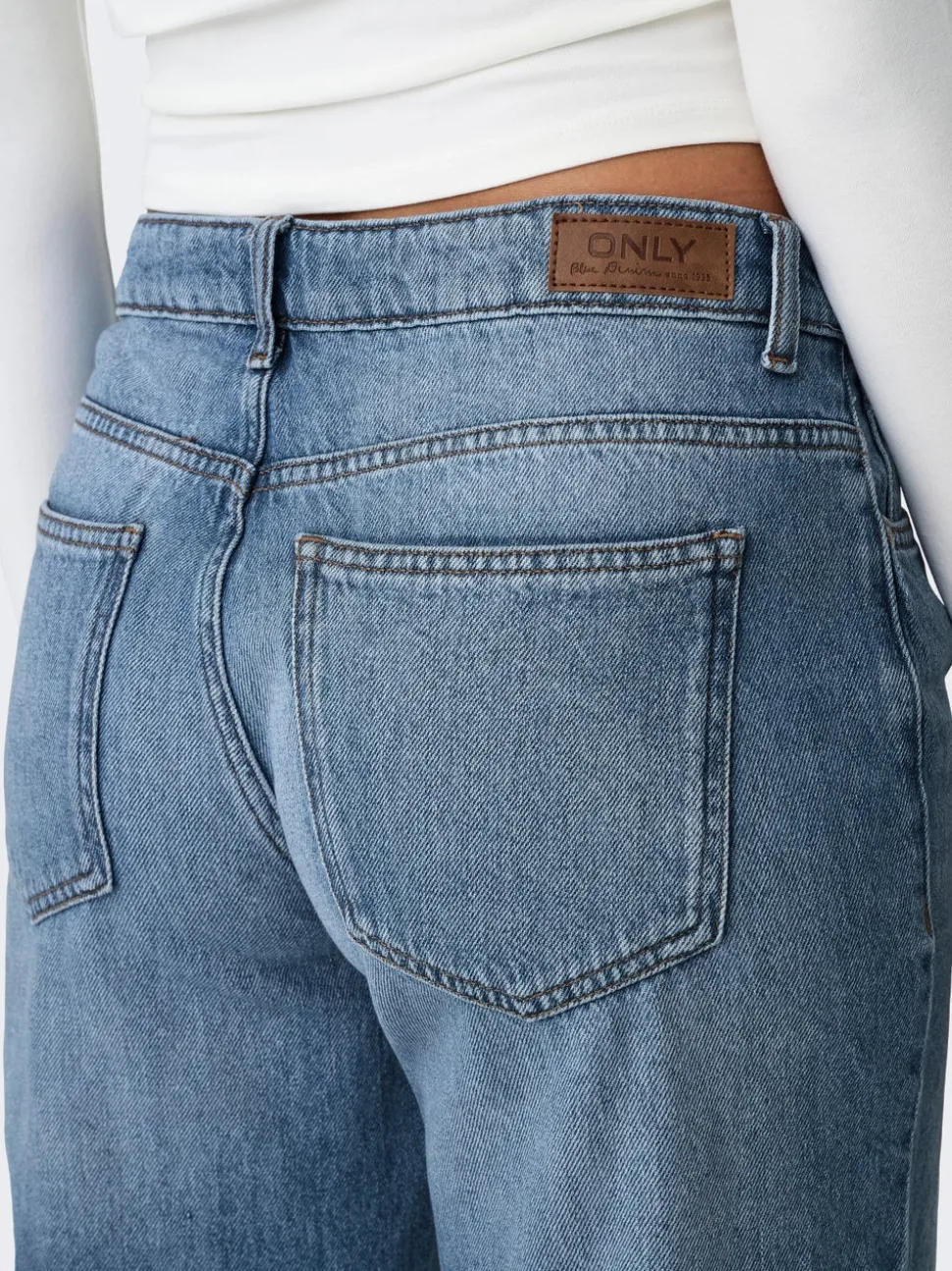 ONLBRITNEY Taille basse Straight Fit Jeans